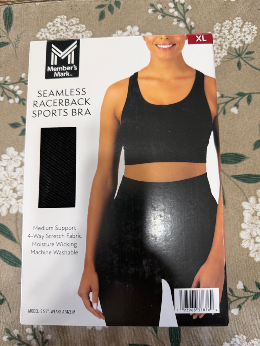 Black Seamless Racerback Sports Bra - XL Moisture Wicking 4-Way Stretch